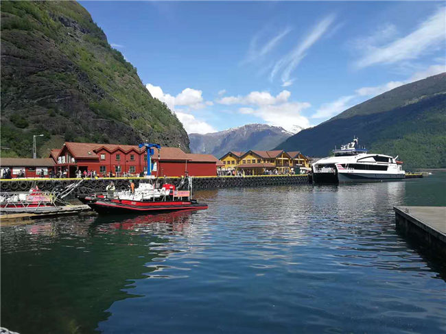 北歐+俄羅斯14日游集錦 挪威伏拉歐姆小鎮(zhèn)、挪威王宮和奧斯陸生命主題公園